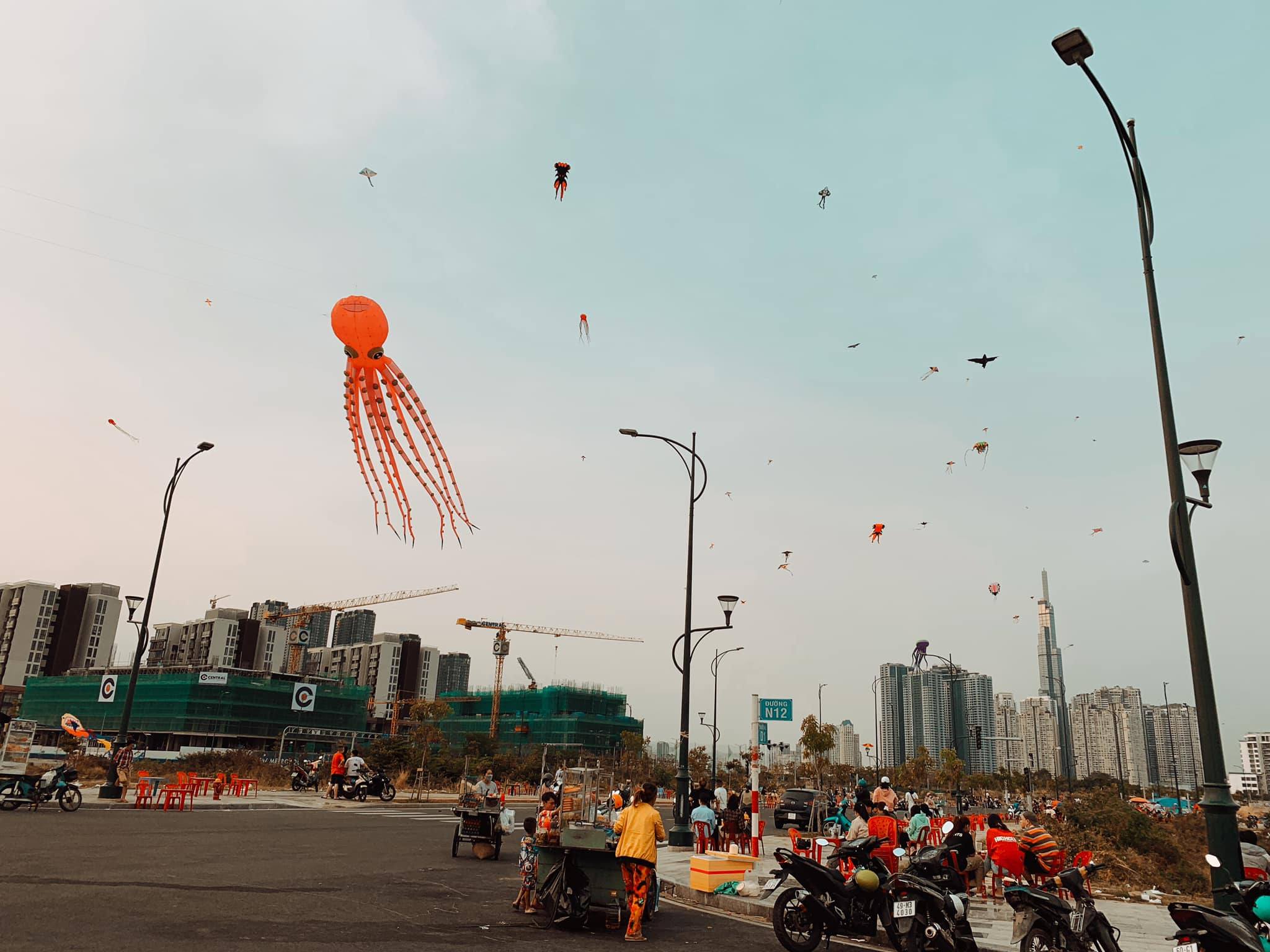 Thả diều - Thủ Thiêm