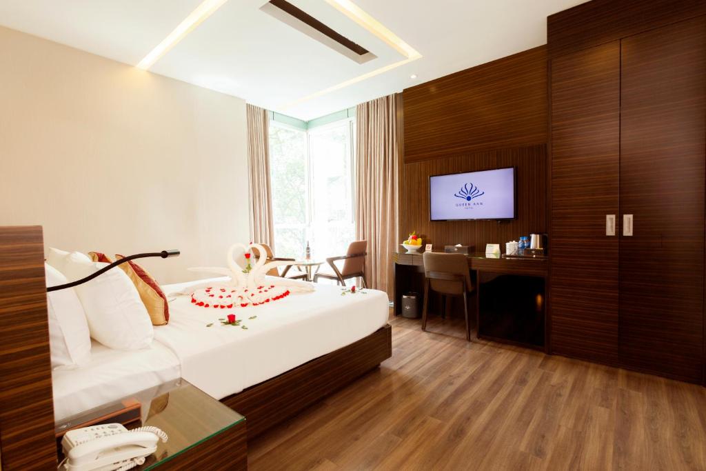 Queen Ann Hotel Saigon