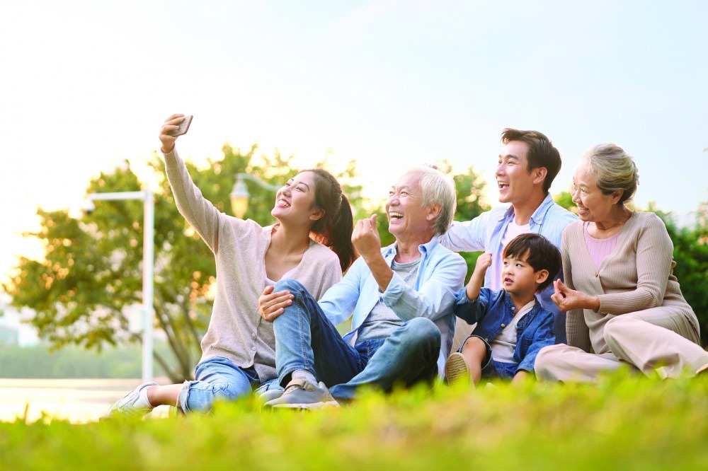 Việc lựa chọn một khách sạn phù hợp với gia đình là rất quan trọng để tạo ra một trải nghiệm an lành và thú vị cho cả gia đình.