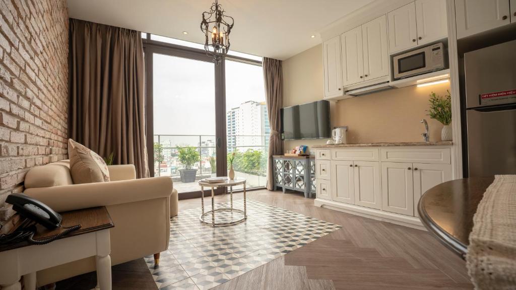 Căn hộ dịch vụ Celine Living